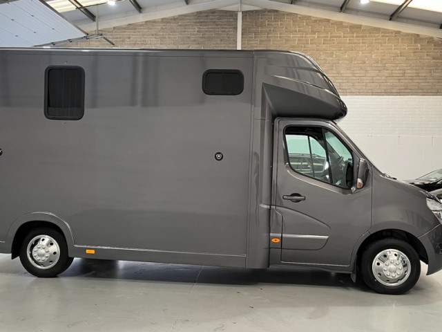 Image for 2015 Nissan NV400 Fresh Conversion Horsebox - No Vat