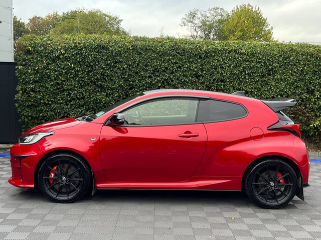 Image for 2020 Toyota GR Yaris 1.6 TURBO 6-SPEED MANUAL ** HUGE SPEC ** // HEADS-UP DISPLAY // GR HEATED SPORT SEATS // CARBON FIBRE ADD-ONS // JBL SPEAKERS