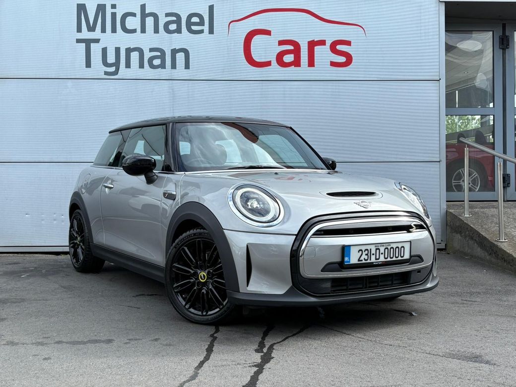 Image for 2023 Mini Cooper S EV2, Black Roof & Wing Mirrors, 17" Black Alloys, Air Con, Parking Sensors, Cruise Control, CarPlay - First Reg February 2023 - Trade in Price €20, 555