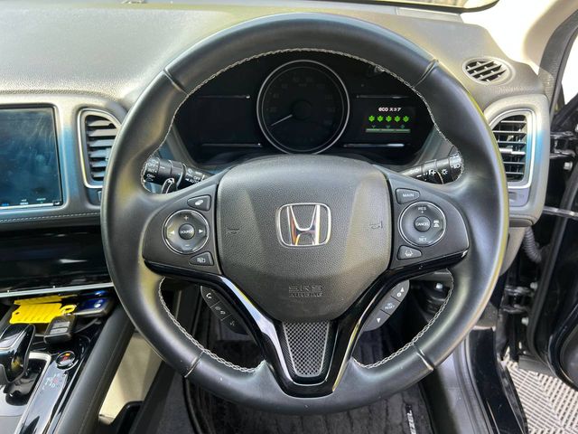 Image for 2020 Honda Vezel 1.5 HYBRID // DIAMOND CUT ALLOYS // REVERSE CAMERA // DUAL ZONE CLIMATE CONTROL