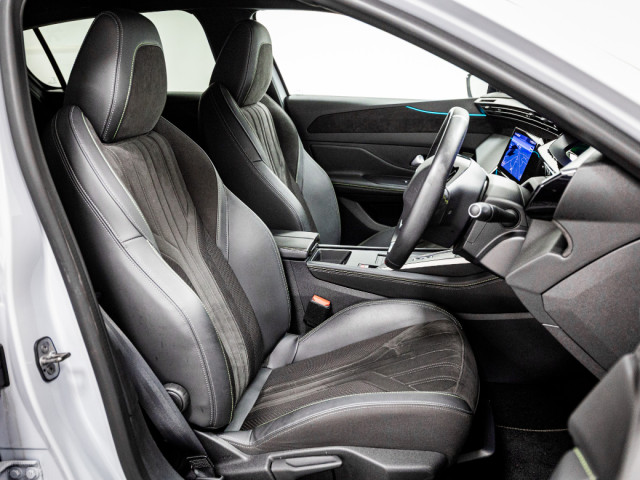 Image for 2023 Peugeot 308 E-GT 54kWh 155HP