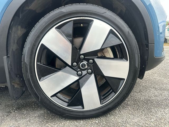 Image for 2022 Volvo XC40 ULTIMATE BEV 231HP