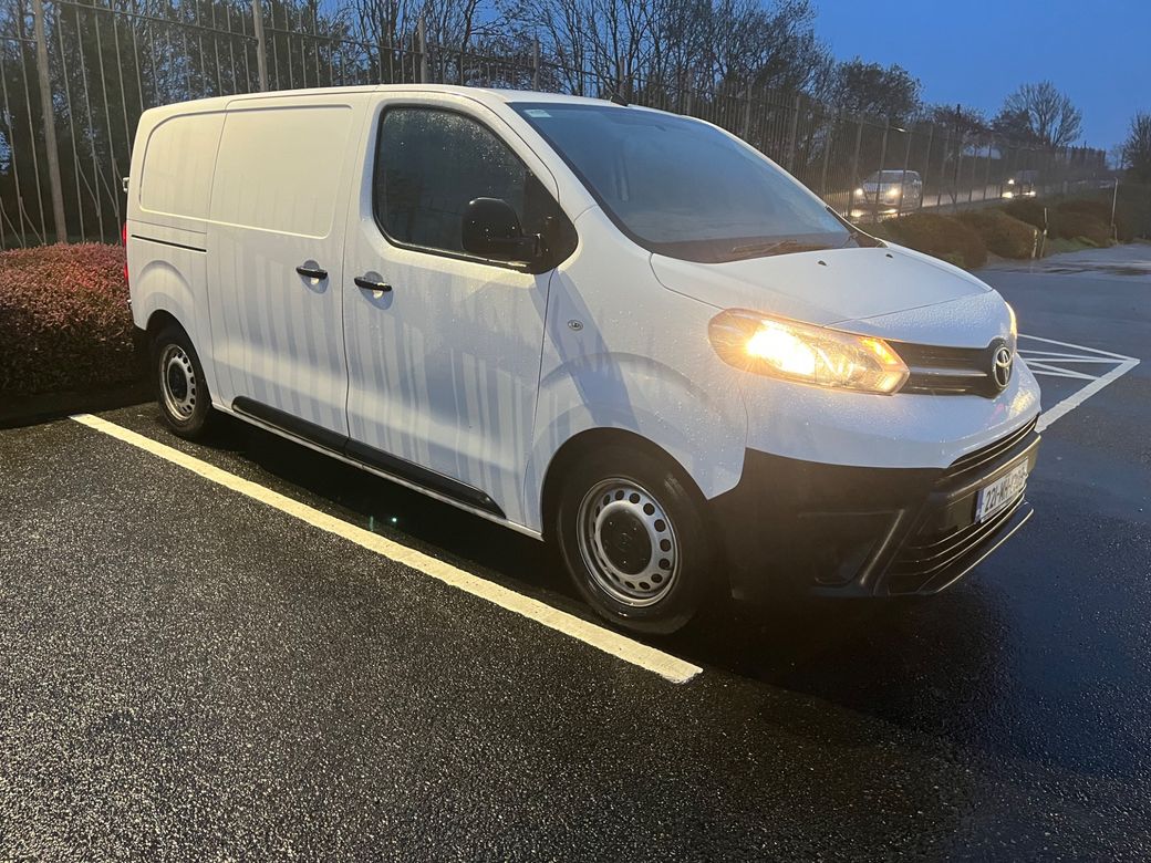 Image for 2022 Toyota Proace 1.5 (100HP) GL MWB 2 SLIDING DOORS 