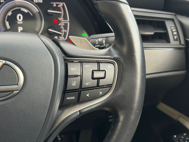 Image for 2022 Lexus ES 300h Dynamic 4DR Auto