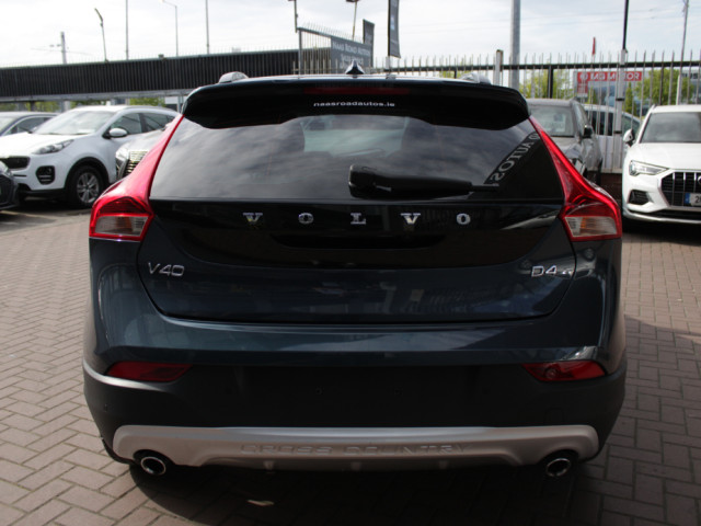 Image for 2019 Volvo V40 D4 2.0 5DR HATCHBACK 