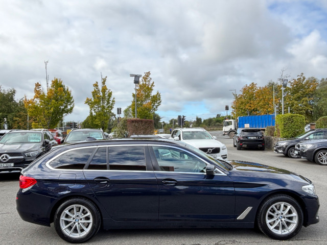 Image for 2020 BMW 5 Series 520i G31 SE TOURING *LOW KMS*