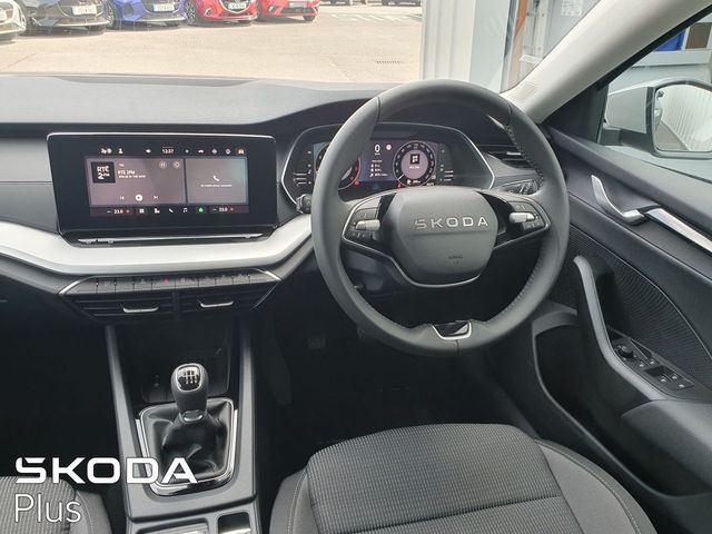 Image for 2025 Skoda Octavia Selection 2.0TDi 115HP - Black Edition (From €123 per week)
