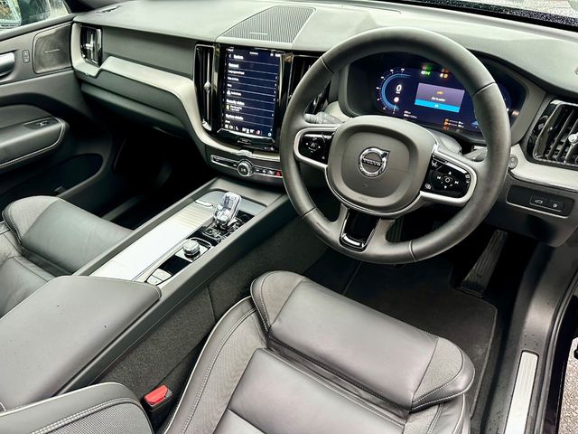 Image for 2025 Volvo XC60 T6 BLACK EDITION 
