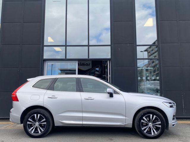 Image for 2021 Volvo XC60 T6 Recharge Inscription Expression 