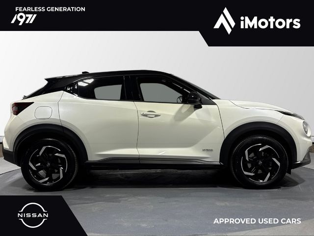 Image for 2024 Nissan Juke 1 6 HYB SV Premium 2 tone black roof