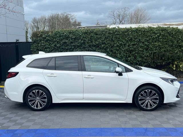 Image for 2022 Toyota Corolla SOL TOURING 1.8 HYBRID // SERVICE HISTORY // DIAMOND CUT ALLOYS // DIGITAL CLUSTER