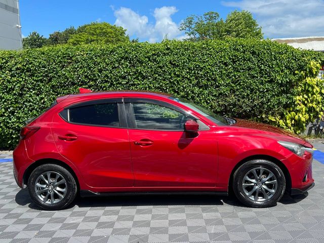 Image for 2017 Mazda Demio 1.3 SKYACTIV // HEATED SEATS // SERVICE HISTORY // HEADS-UP DISPLAY