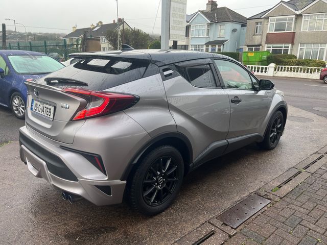 Image for 2019 Toyota C-HR Daa-zyx10