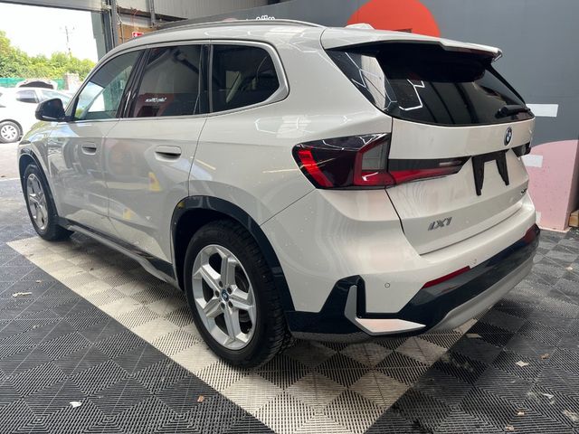 Image for 2024 BMW iX1 2024 BMW XDRIVE 30 X LINE AUTOMATIC / CRUISE CONTROL / PARKINNG CAMERA / ELECTRIC MEMORY & HEATED SEATS / AMBIENT LIGHTS / PADDLE SHIFTERS AND MORE