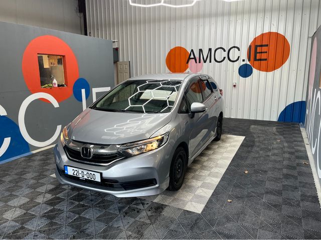 Image for 2022 Honda Shuttle 2022 HONDA SHUTTLE 1.5L HYBRID / 61K KMS / ADAPTIVE CRUISE CONTROL, REVERSE CAMERA & MORE