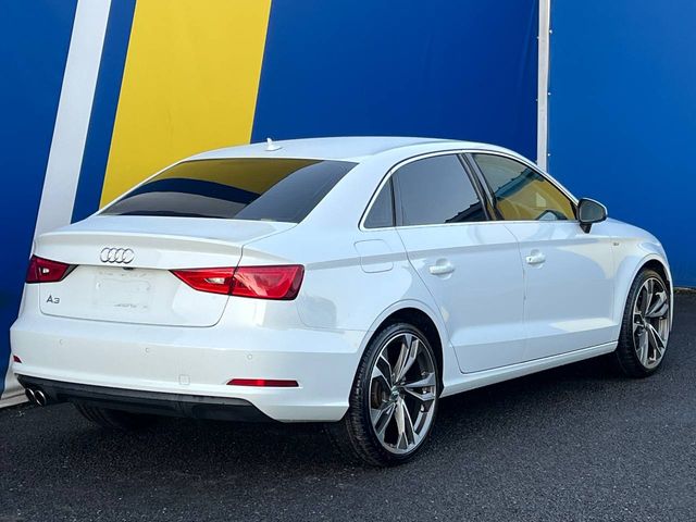 Image for 2014 Audi A3 S-LINE PACK 1.4 TFSI // SERVICE HISTORY // NEW 19" DIAMOND CUT ALLOYS // DUAL ZONE CLIMATE CONTROL