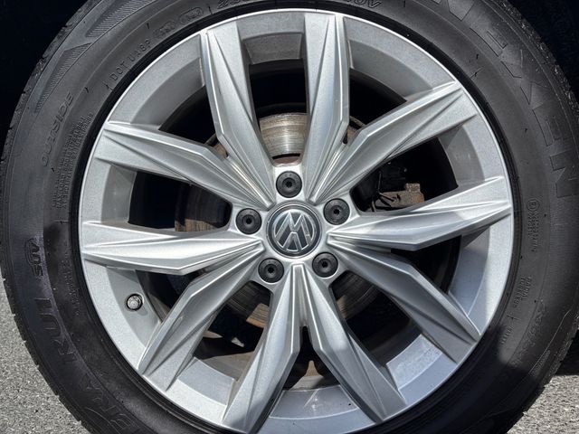 Image for 2020 Volkswagen Tiguan HIGHLINE 2.0 TDI MANUAL 6SPEED FWD 150HP 5DR