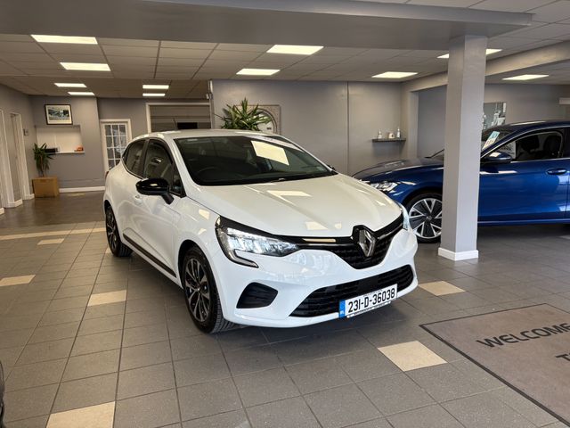 Image for 2023 Renault Clio Equilibre TCE 90 MY22.5 5DR