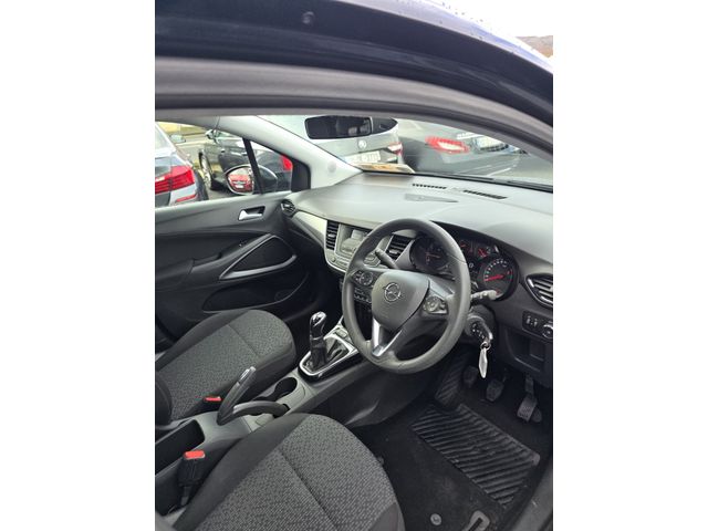 Image for 2021 Opel Crossland X SUV 1.2 PETROL
