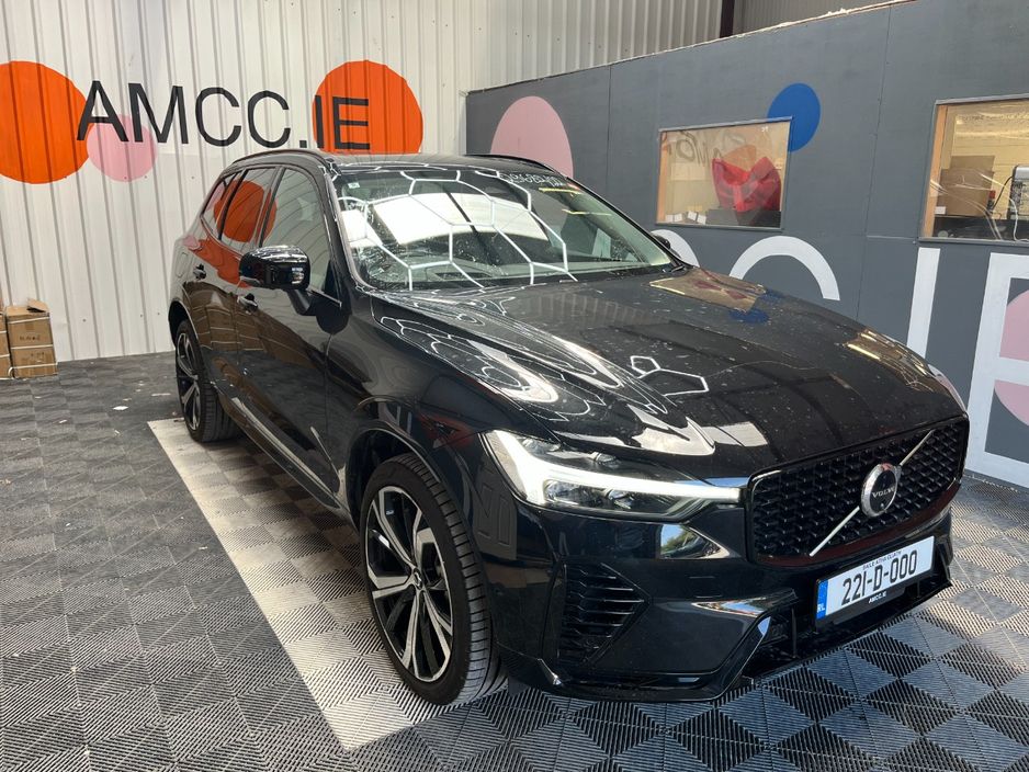 Image for 2022 Volvo XC60 2022 VOLVO XC60 T6 PLUG-IN 2.0 AUTOMATIC / CRUISE CONTROL / PARKING CAMERA / ELECTRIC MEMORY & HEATED SEATS / PANORAMIC SUNROOF / APPLE CARPLAY / HEATED STEERING WHEEL AND MORE