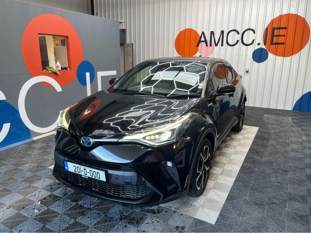 Image for 2020 Toyota C-HR 2020 TOYOTA C-HR 1.8L HYBRID / 60K KMS / ADAPTIVE CRUISE CONTROL, REVERSE CAMERA & MORE