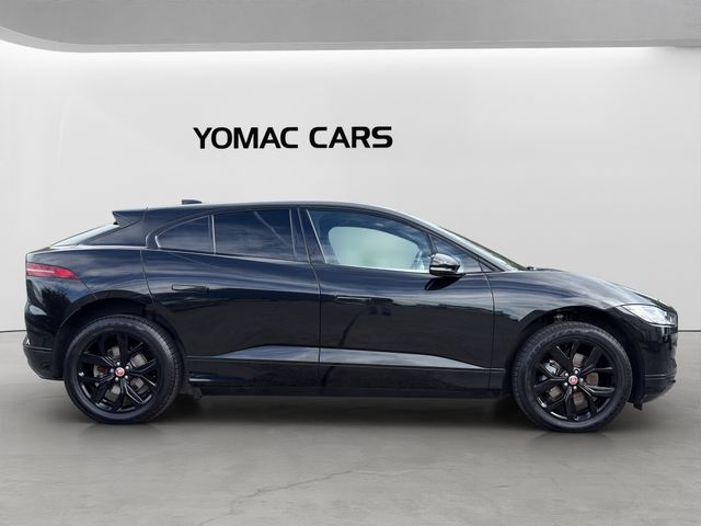 Image for 2023 Jaguar I-Pace EV 400 BLACK EDITION AWD -- IMMACULATE CONDITION -- LOW MILEAGE 