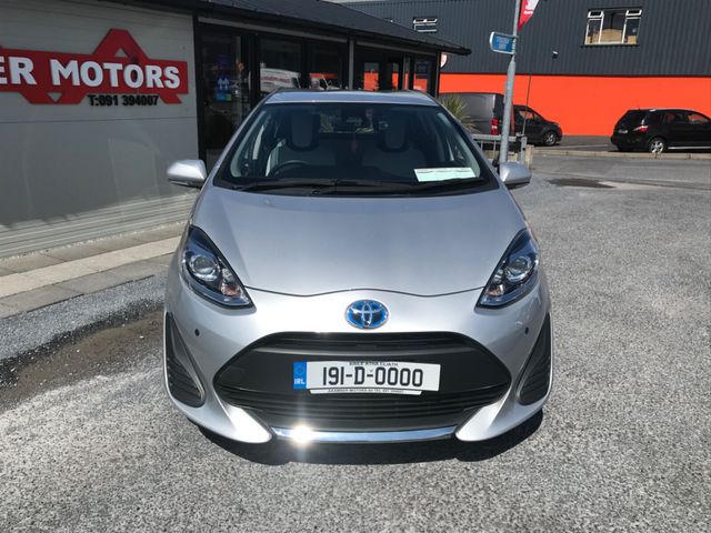 Image for 2019 Toyota Aqua Hybrid