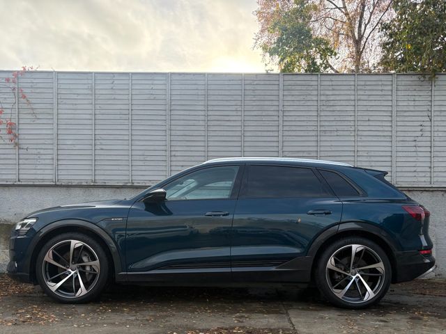 Image for 2021 Audi e-tron TECHNIK 50 QUATTRO / 22" UPGRADED ALLOYS / ONE OWNER / FULL HISTORY / "FINANCE PACKAGES AVAILABLE*