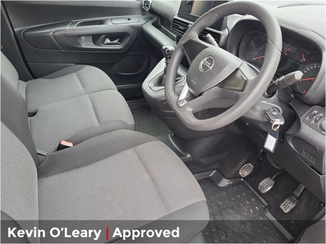 Image for 2022 Opel Combo COMBO L1H1-1.5 100BHP -DSL-6SP-M