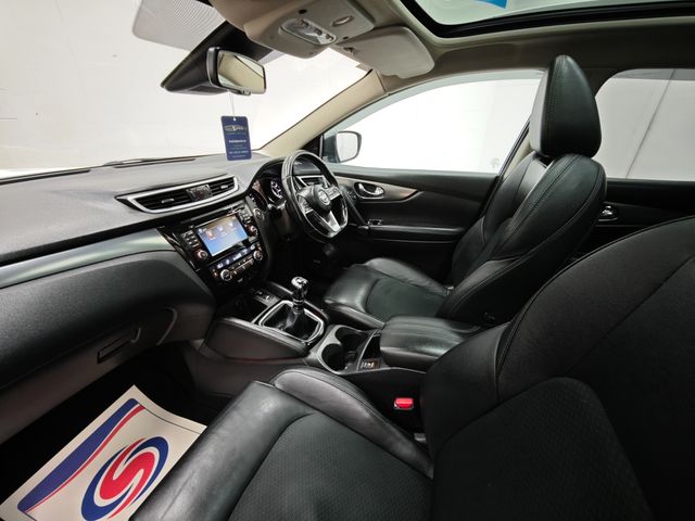 Image for 2018 Nissan Qashqai 1.5 DCI Tekna Reversing camera, Panoramic roof
