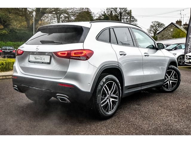 Image for 2021 Mercedes-Benz GLA Class 180d Progressive Night Pack Auto