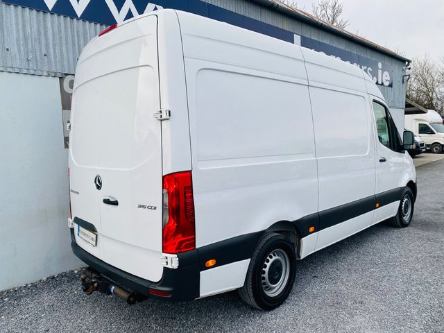 Image for 2022 Mercedes-Benz Sprinter 