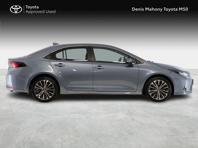 Image for 2023 Toyota Corolla Luna Sport Saloon Hybrid