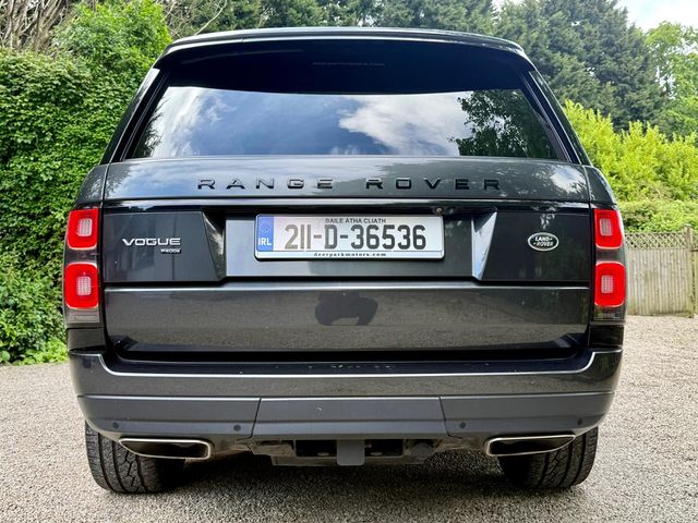 Image for 2021 Land Rover Range Rover P400E VOGUE BLACK EDITION 