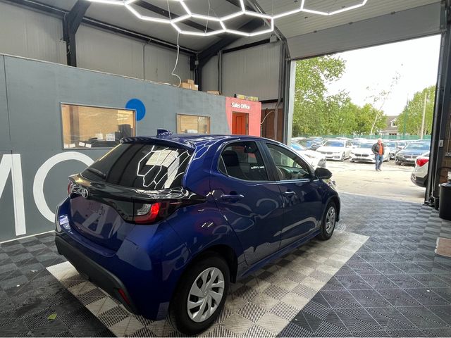 Image for 2021 Toyota Yaris 2021 TOYOTA YARIS X 1.0 AUTOMATIC / REVERSE CAMERA AND MORE