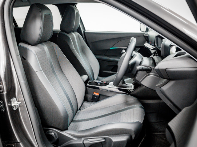 Image for 2022 Peugeot 2008 Allure 1.2 Petrol 100HP