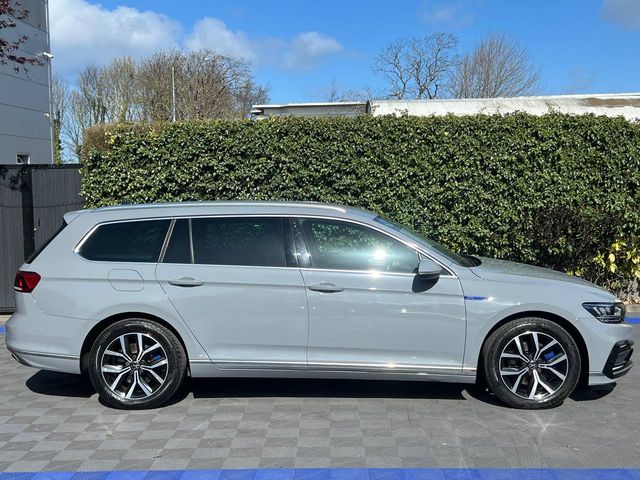 Image for 2022 Volkswagen Passat GTE 1.4 HYBRID 218 BHP // FULL SERVICE HISTORY // LEATHER HEATED SEATS // APPLE CARPLAY/ANDROID AUTO
