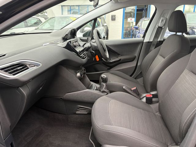 Image for 2015 Peugeot 208 2015 PEUGEOT 208 1.2 PETROL 5 DOOR LOW KMS