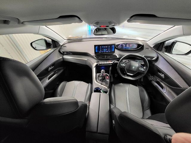 Image for 2021 Peugeot 3008 1.2 PureTech 130bhp Allure