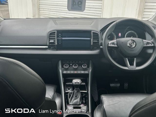 Image for 2018 Skoda Karoq STYLE 2.0 TDI 150 BHP AUTOMATIC 4X4 *WITH PANORAMIC SUNROOF, ELECTRIC BOOT AND WIRED HITCH*