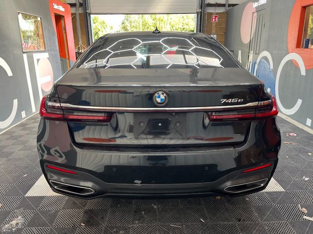 Image for 2021 BMW 7 Series 2021 BMW 745E M-SPORT 3.0 AUTOMATIC / CRUISE CONTROL / PARKING CAMERA / ELECTRIC MEMORY & HEATED SEATS / PADDLE SHIFTERS / AMBIENT LIGHTS AND MORE