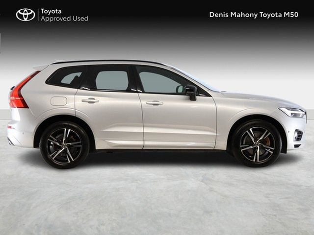 Image for 2021 Volvo XC60 T8 R-Design Plug-in