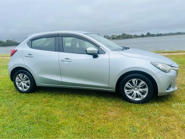 Image for 2017 Mazda Demio Mazda Demio 1.3 litre Auto, perfect first car , Rev Camera , a/c 