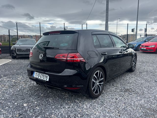 Image for 2017 Volkswagen Golf 