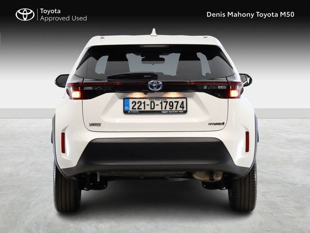 Image for 2022 Toyota Yaris Cross Luna Hybrid