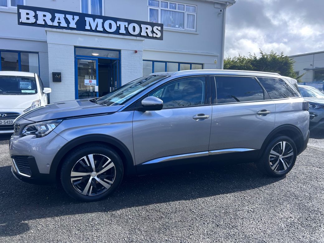 Image for 2019 Peugeot 5008 2019 PEUGEOT 5008 7 SEATER 1.2 PETROL ALLURE LOW KMS