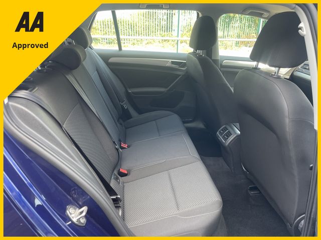 Image for 2018 Volkswagen Golf S TDI BLUEMOTION TECHNOLOGY