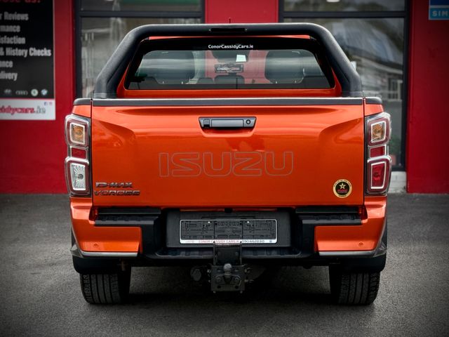 Image for 2022 Isuzu D-MAX V-CROSS DCB // LOW MILEAGE // MINT CONDITION // VAT INVOICE //