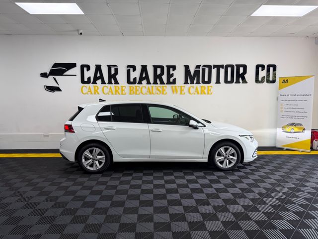 Image for 2023 Volkswagen Golf Life 1.0 TSI Mhev 110HP 5