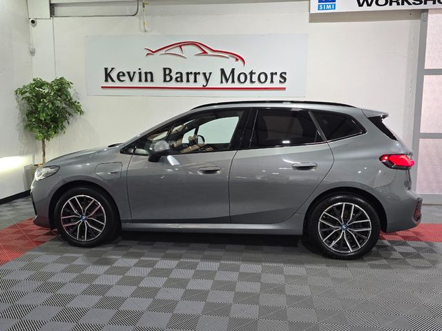 Image for 2023 BMW 2 Series Active Tourer 225E M SPORT X-DRIVE AUTOMATIC **TOP SPEC / APPLE CARPLAY / CRUISE CONTROL / COMFORT ACCESS / ELECTRIC BOOTLID / HEATED FRONT SEATS / SAT NAV / REVERSE CAMERA / WIRELESS PHONE CHARGING**